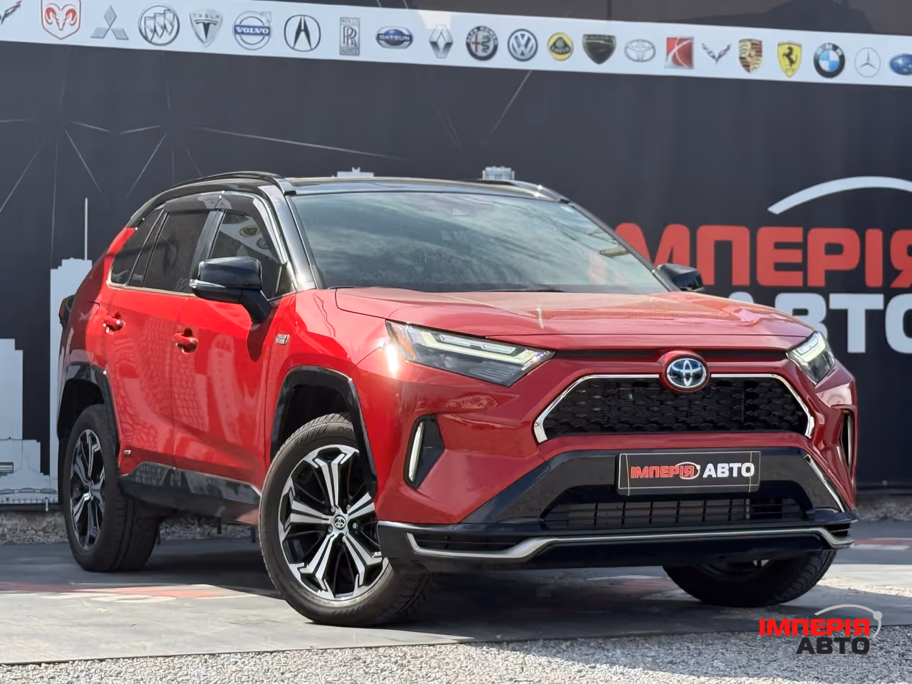 Toyota RAV4 - фото 4