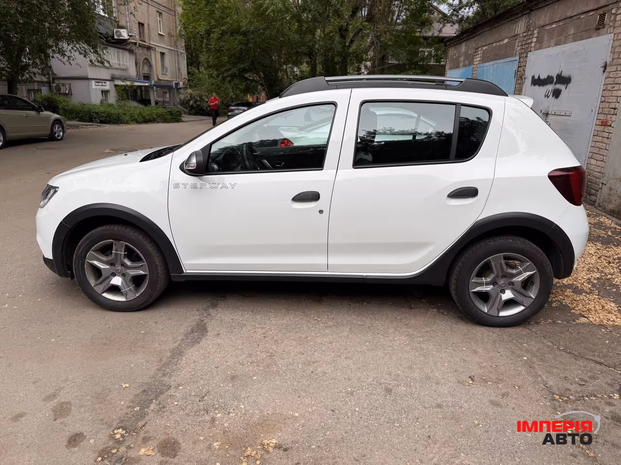 Renault Sandero - фото 8