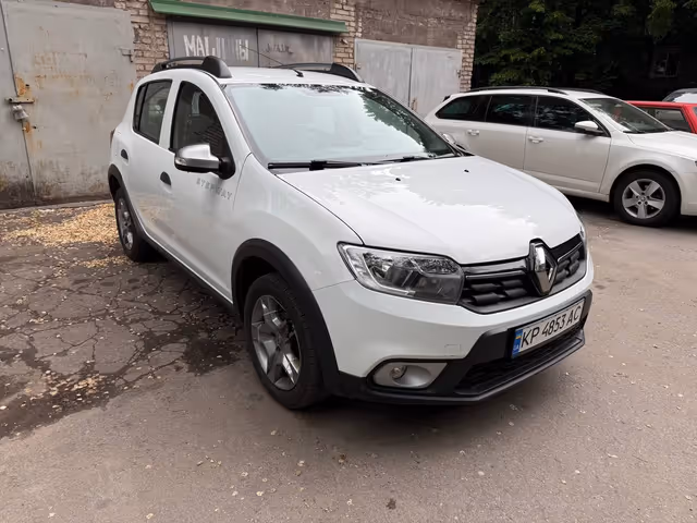 Renault Sandero - фото 3