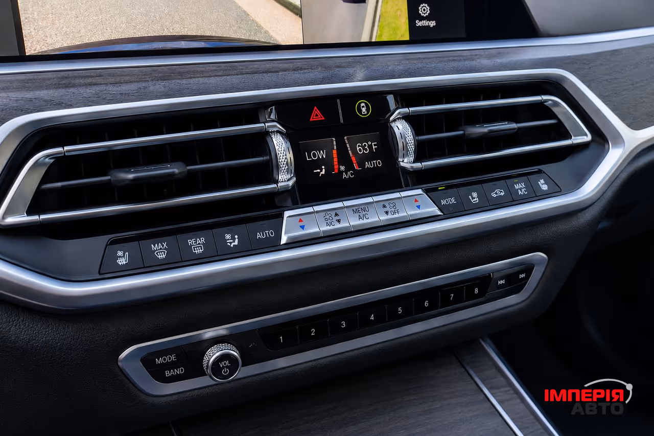 BMW X7 - фото 7