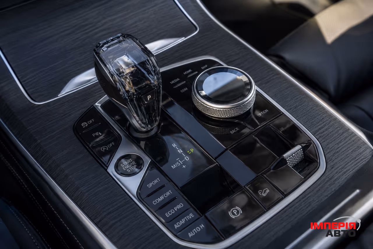 BMW X7 - фото 8