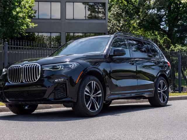 BMW X7 - фото 2