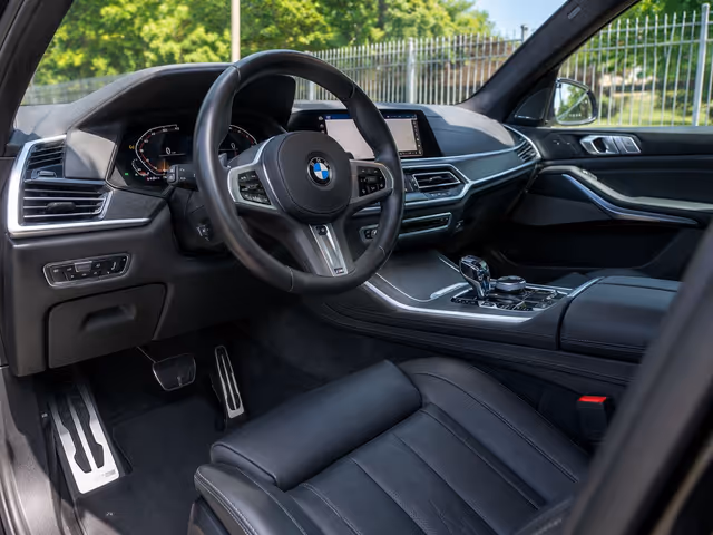 BMW X7 - фото 4