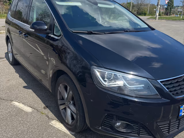 SEAT Alhambra - фото 2