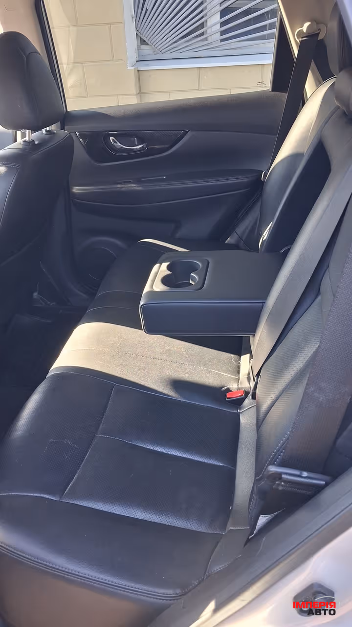 Nissan Rogue - фото 9