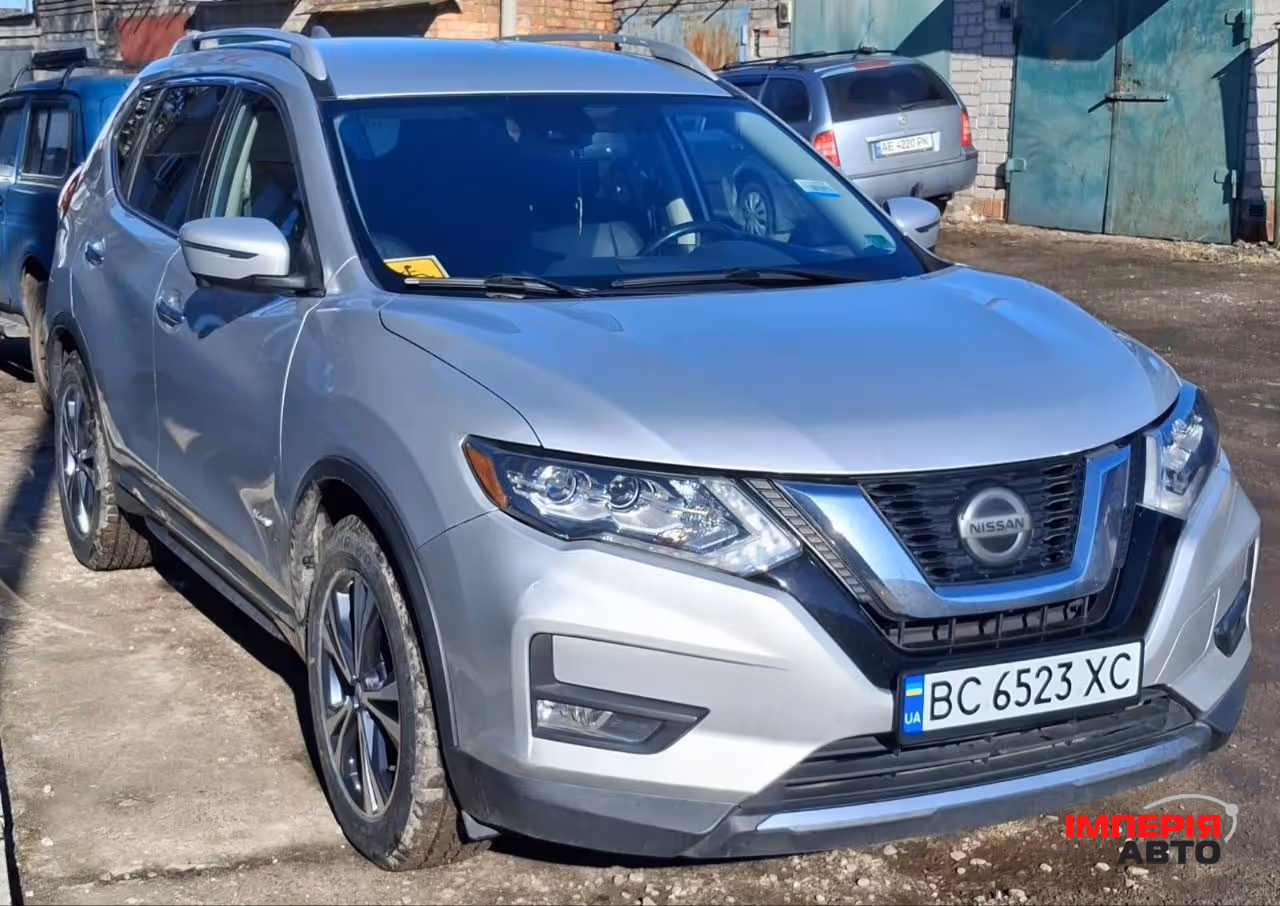 Nissan Rogue - фото 2