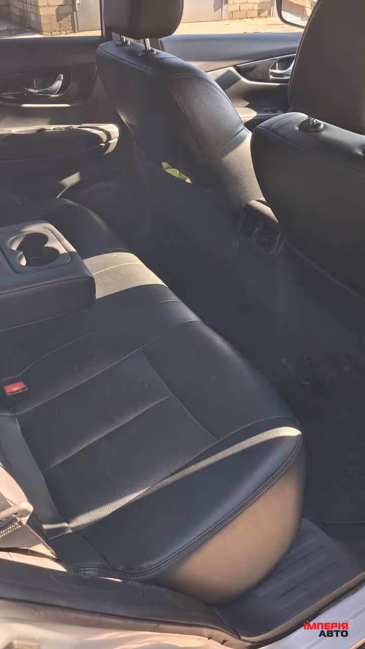 Nissan Rogue - фото 17