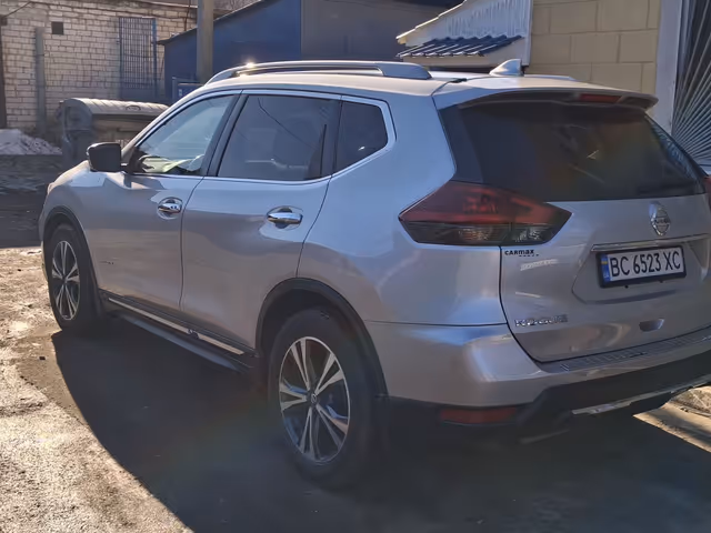 Nissan Rogue - фото 5