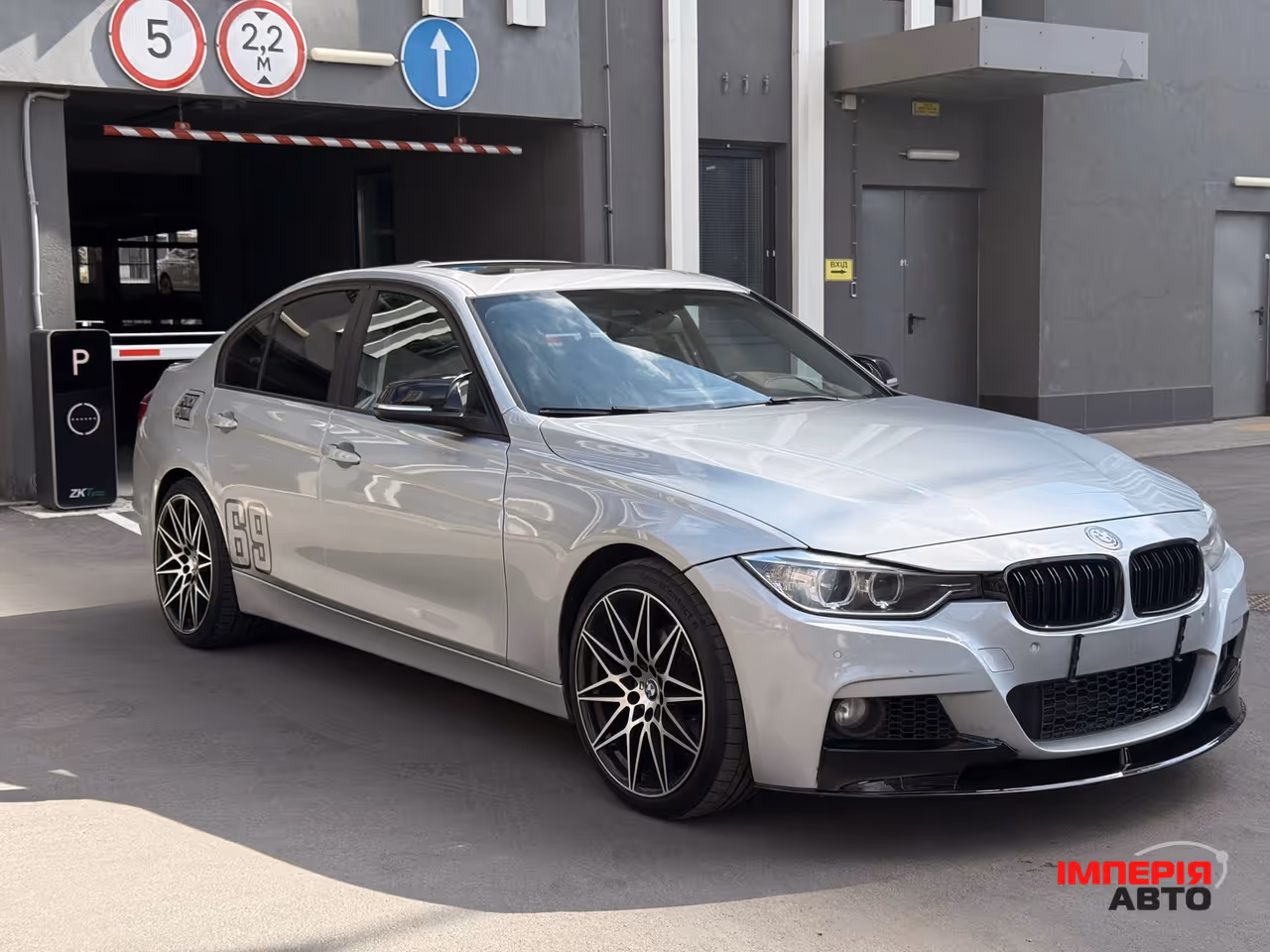 BMW 3 серії - фото 2