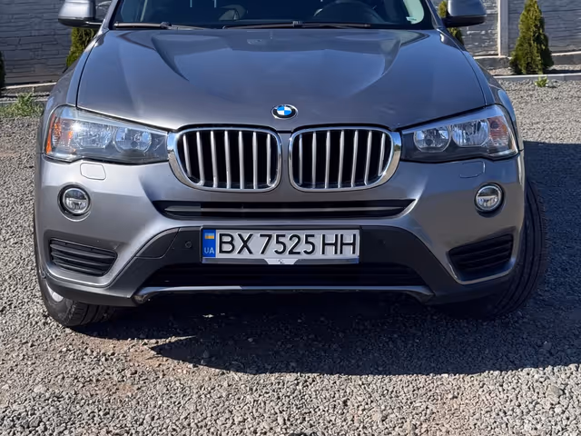 BMW X3 - фото 1