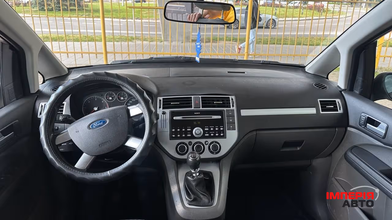 Ford Focus - фото 4