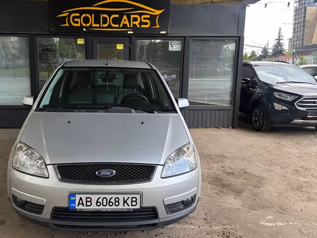 Ford Focus - фото 1
