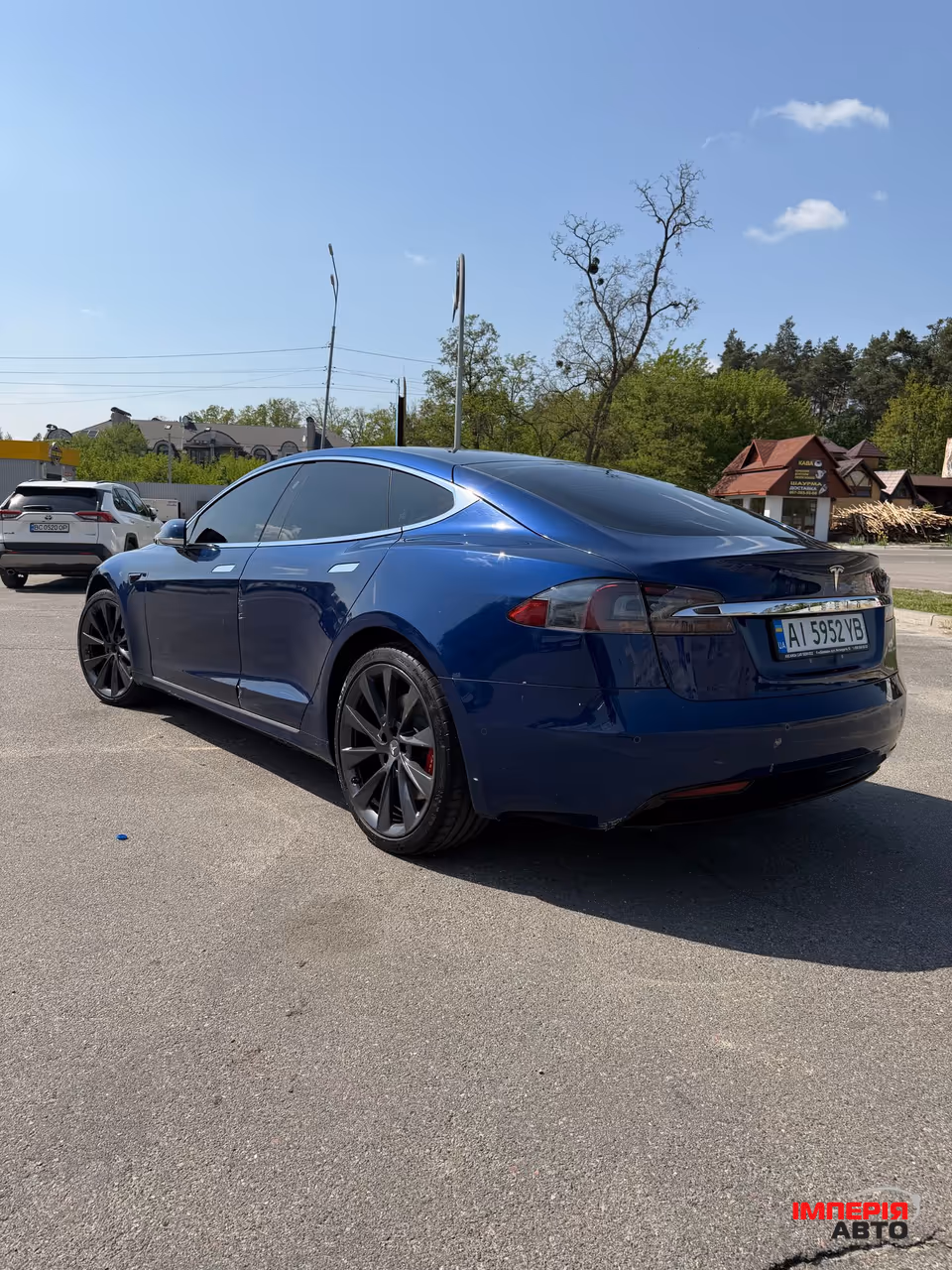Tesla Model S - фото 7