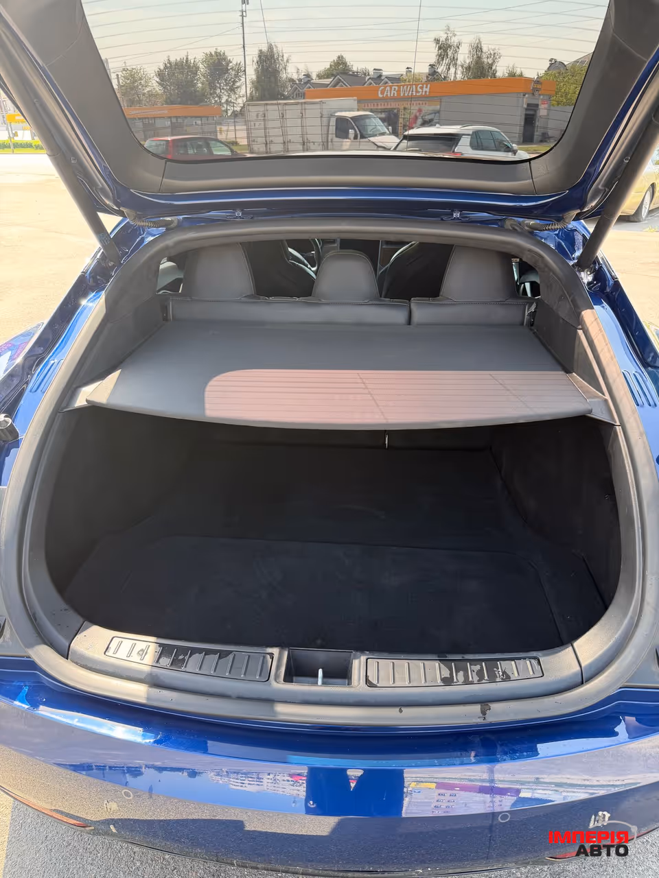 Tesla Model S - фото 11