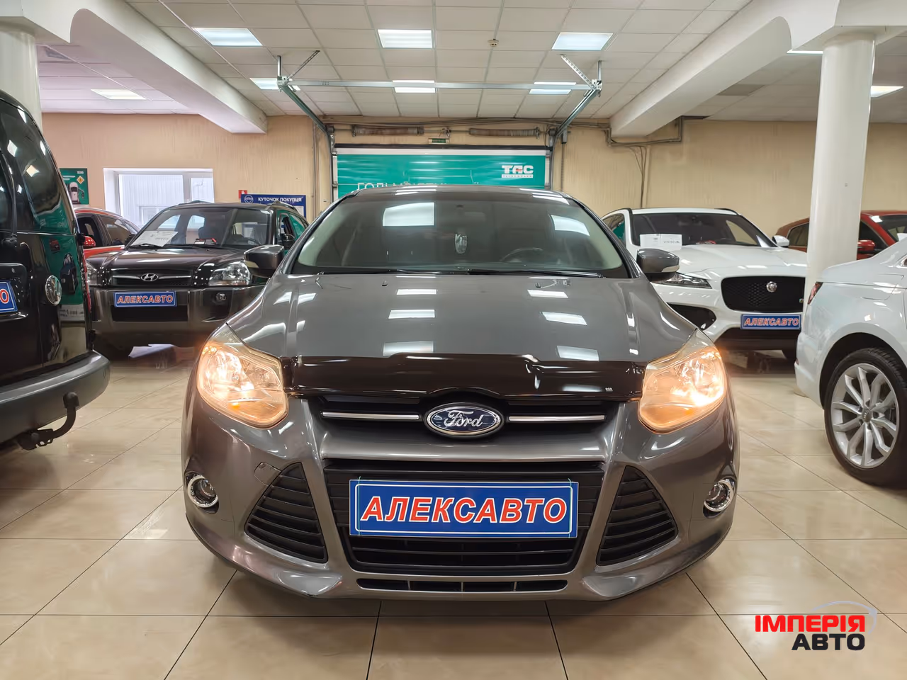 Ford Focus - фото 6