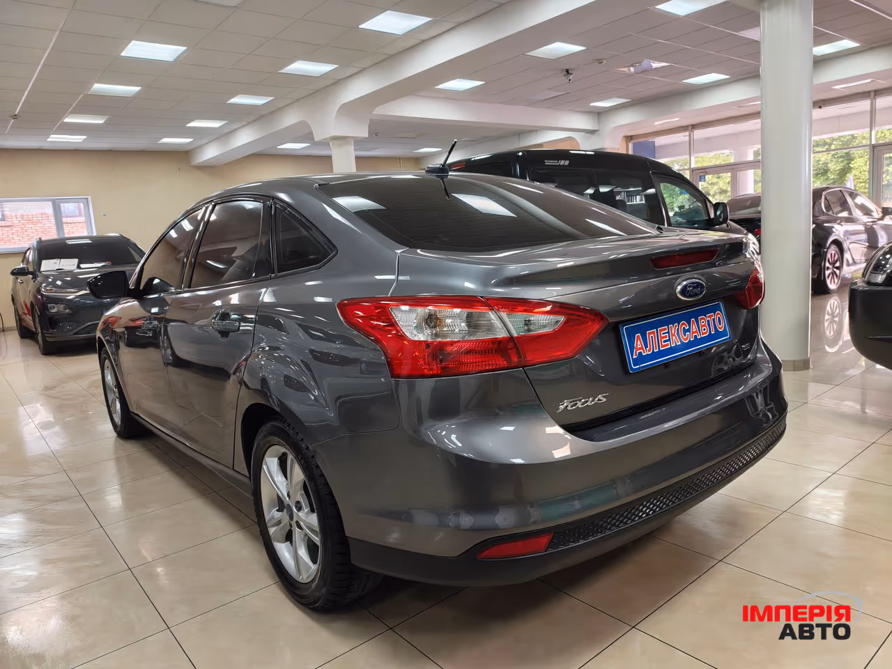 Ford Focus - фото 2