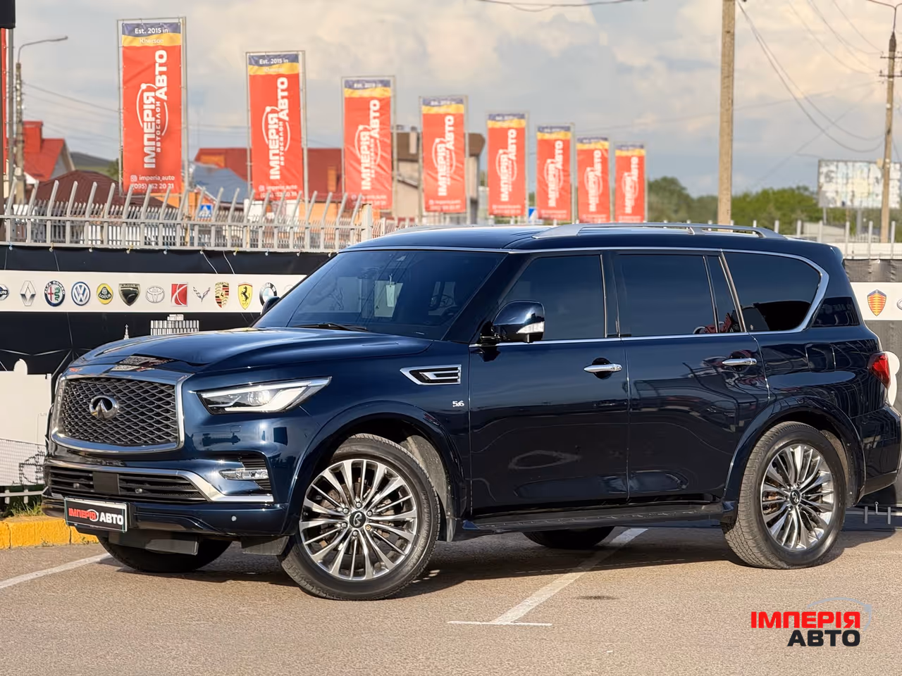 Infiniti QX80 - фото 6