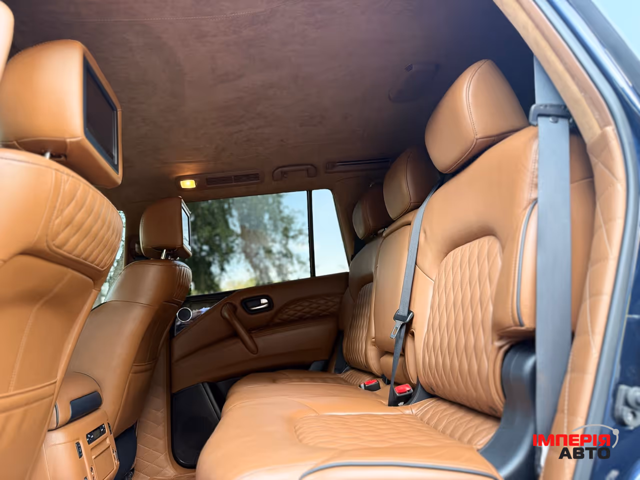 Infiniti QX80 - фото 30