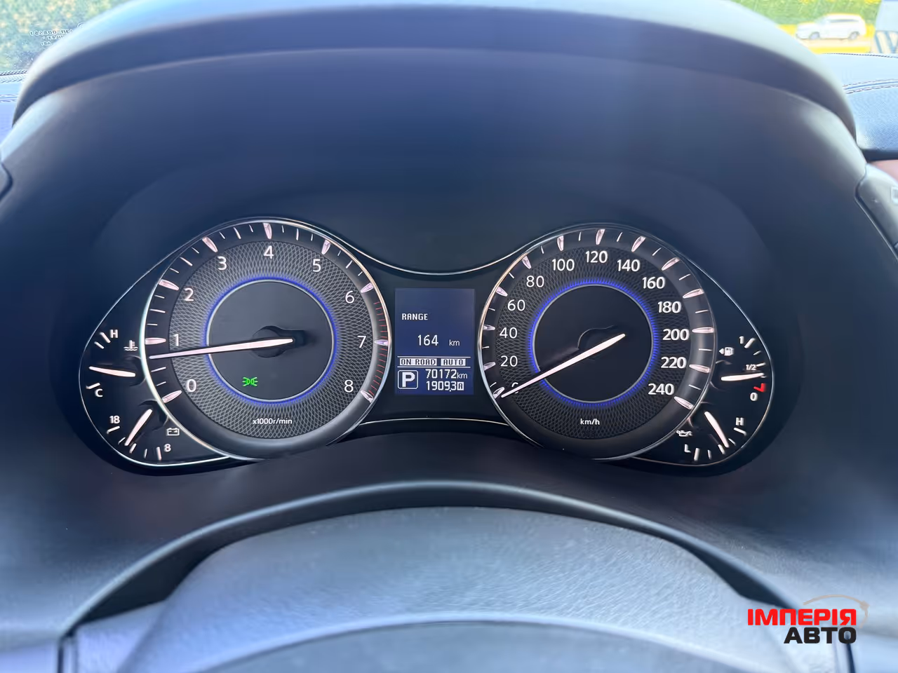 Infiniti QX80 - фото 39