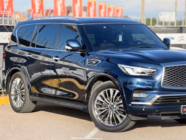 Infiniti QX80 - фото 5