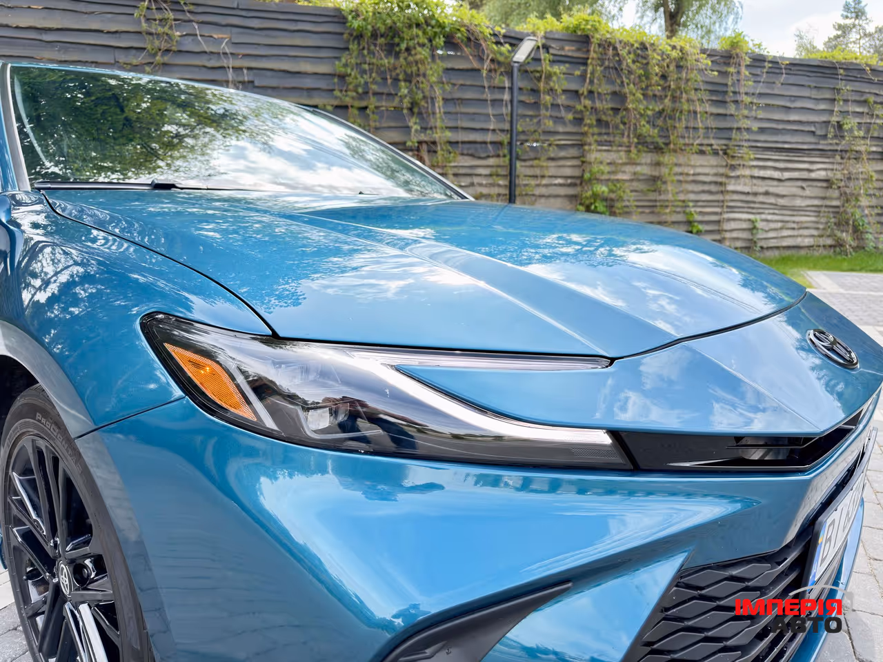 Toyota Camry - фото 4
