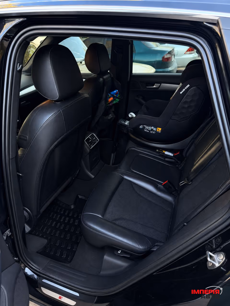 Audi Q5 - фото 10