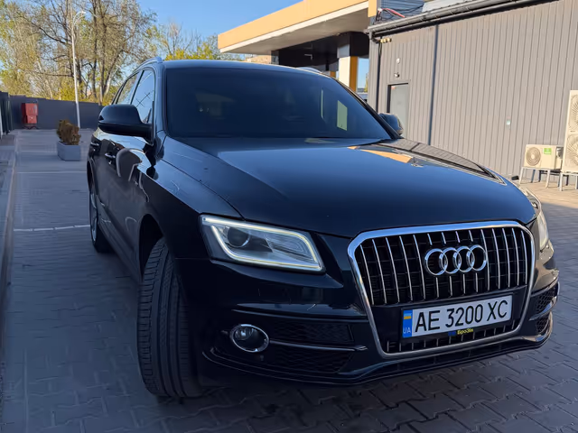 Audi Q5 - фото 3