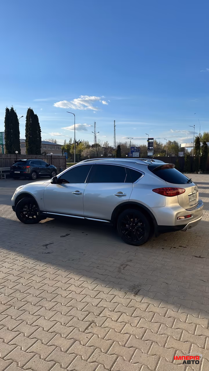 Infiniti QX50 - фото 5