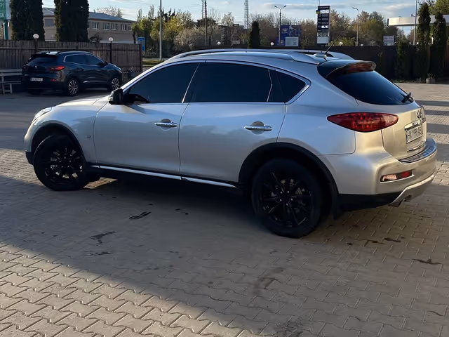 Infiniti QX50 - фото 5