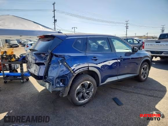 Nissan Rogue - фото 3