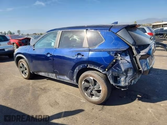 Nissan Rogue - фото 2