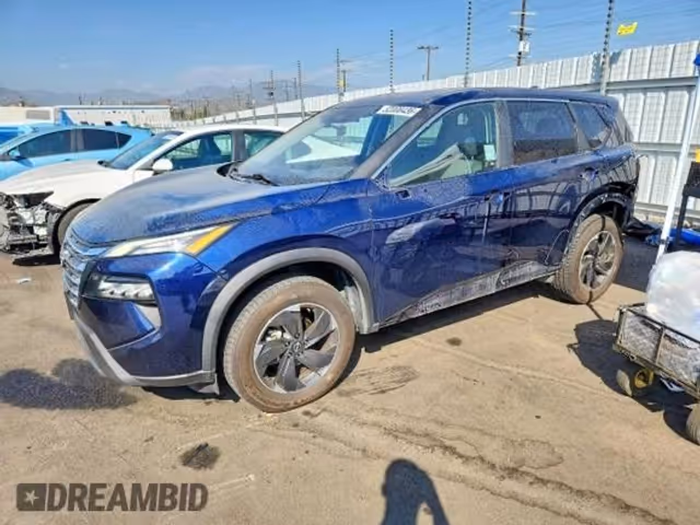 Nissan Rogue - фото 1
