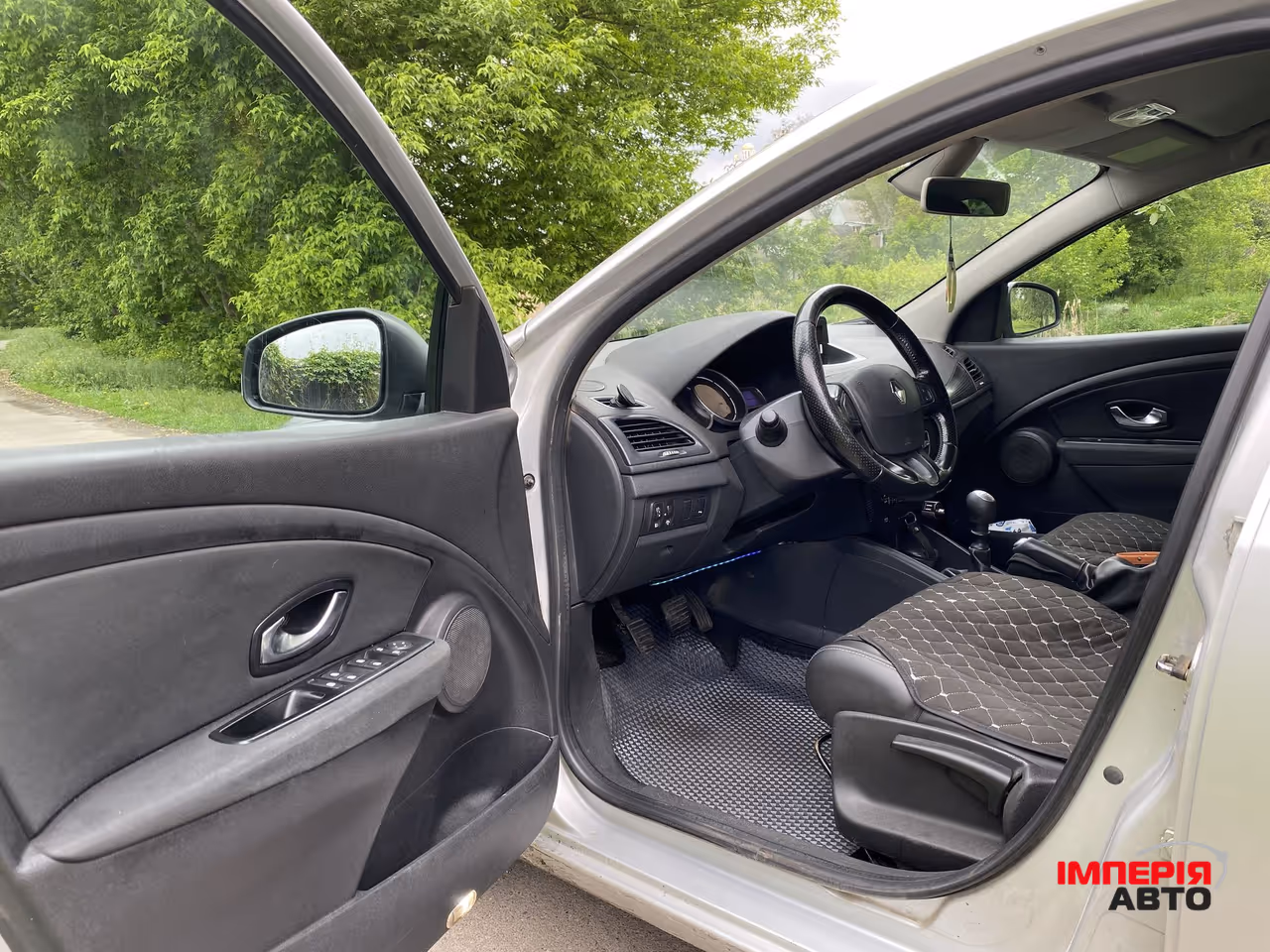 Renault Megane - фото 2