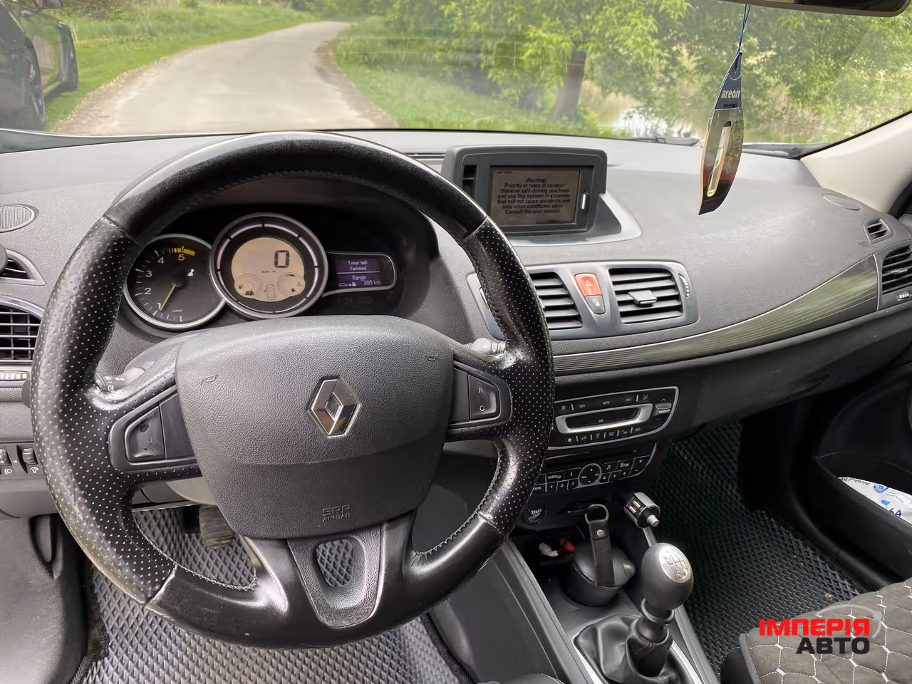 Renault Megane - фото 21