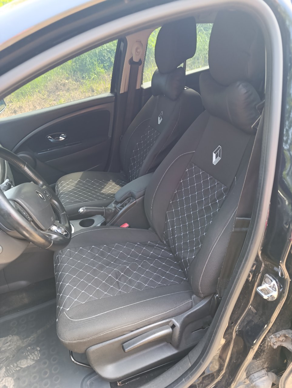 Renault Megane - фото 19