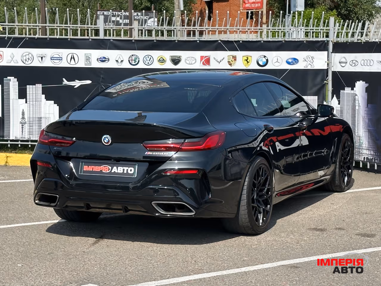 BMW 8 серії - фото 4