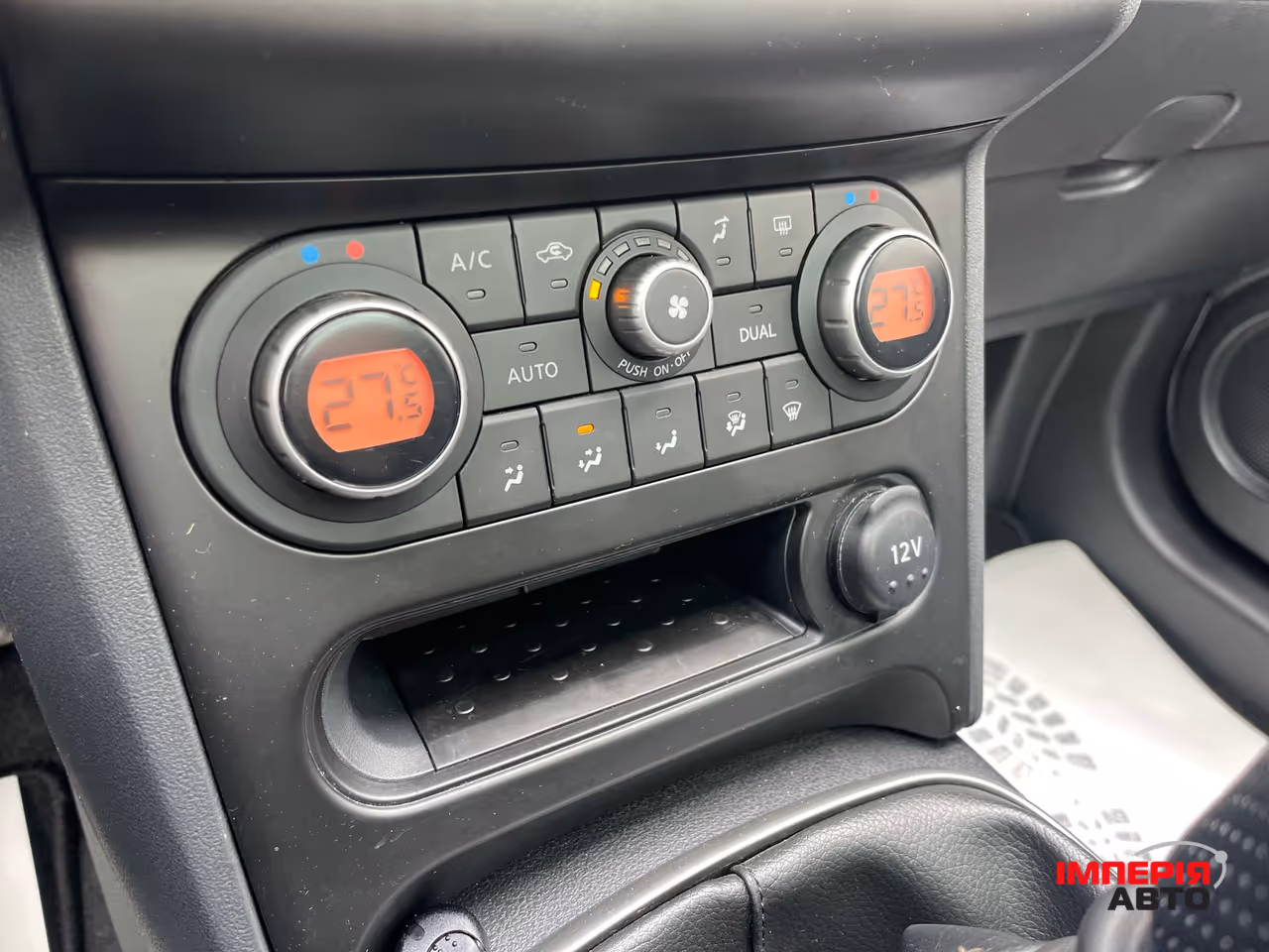 Nissan Qashqai+2 - фото 21