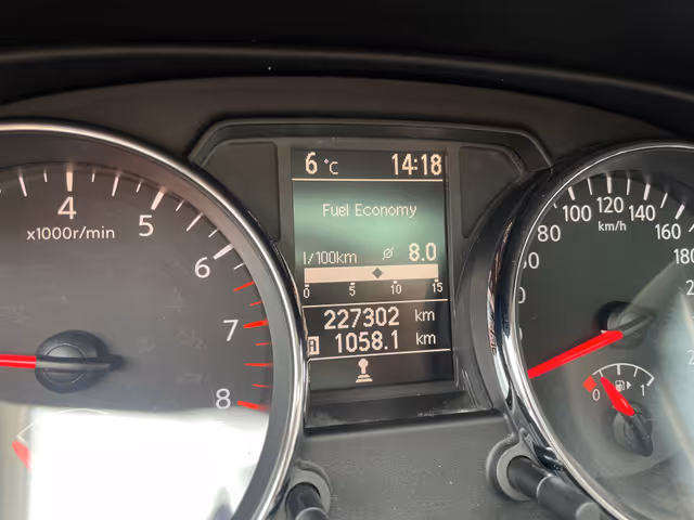 Nissan Qashqai+2 - фото 3