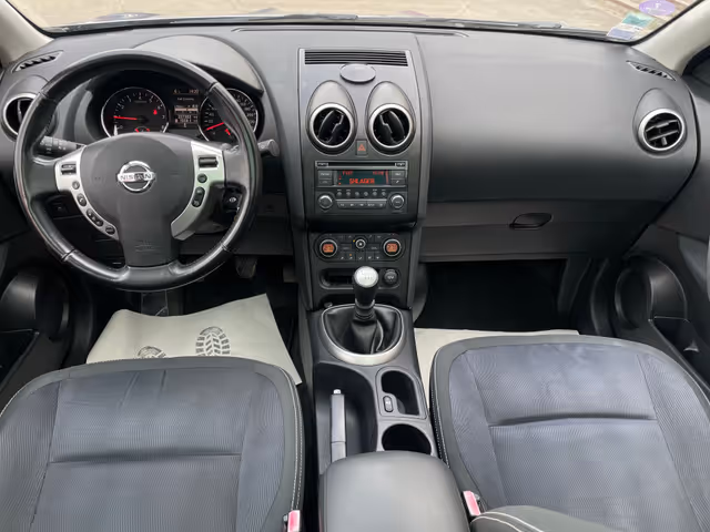 Nissan Qashqai+2 - фото 2