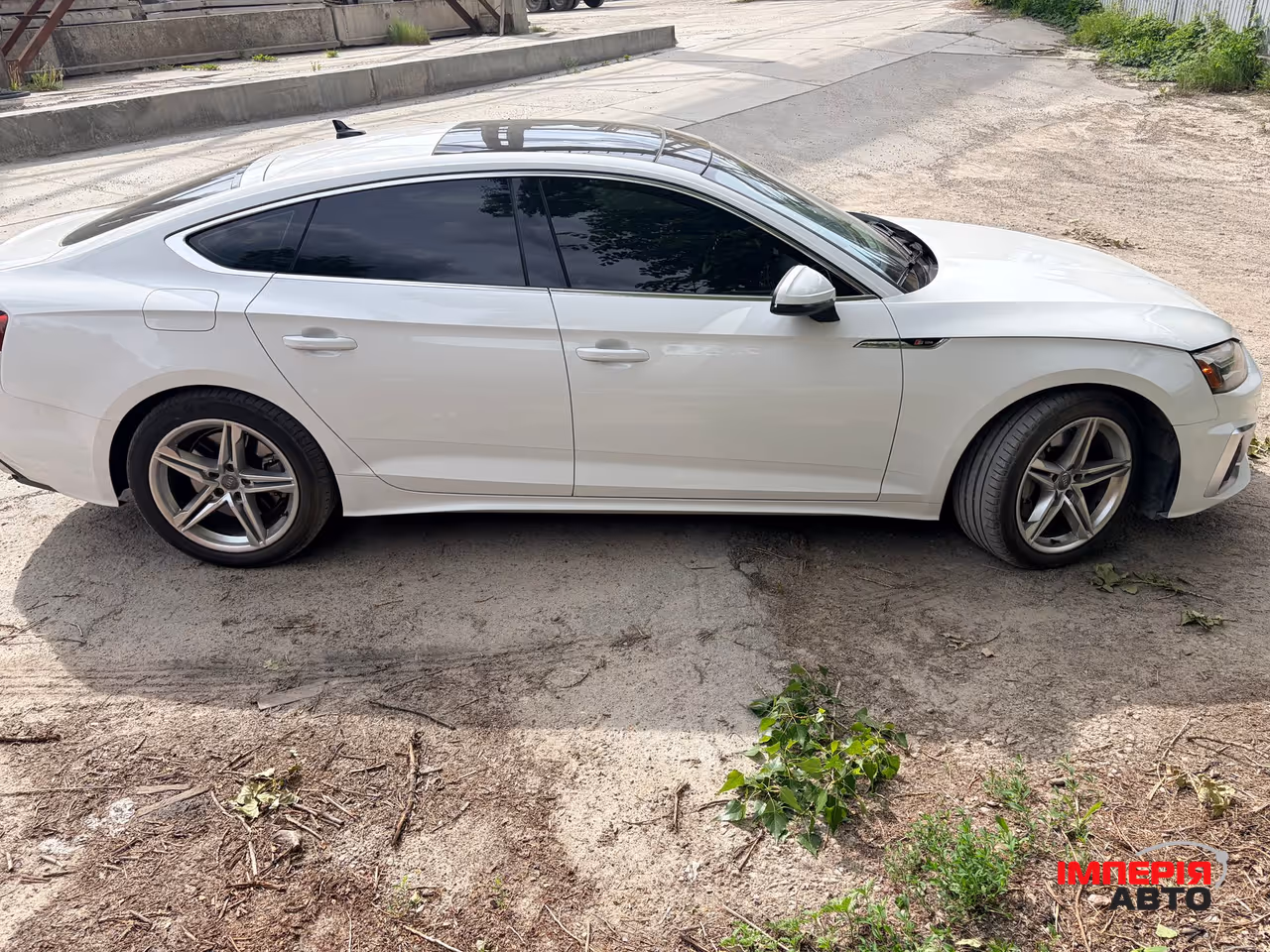 Audi A5 - фото 25