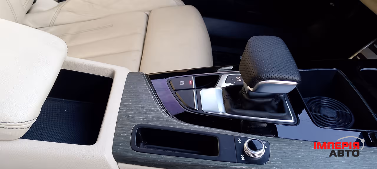 Audi A5 - фото 10