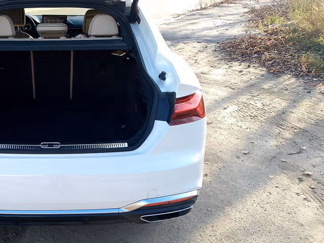 Audi A5 - фото 2