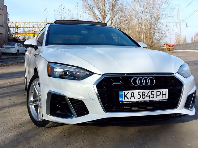 Audi A5 - фото 3