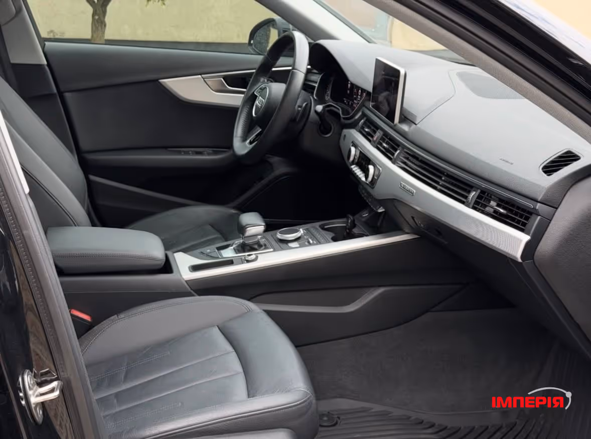 Audi A4 - фото 14