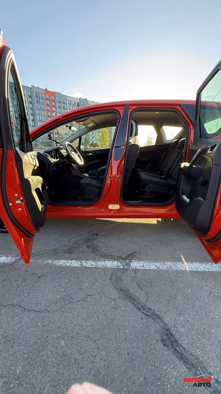 Opel Meriva - фото 16