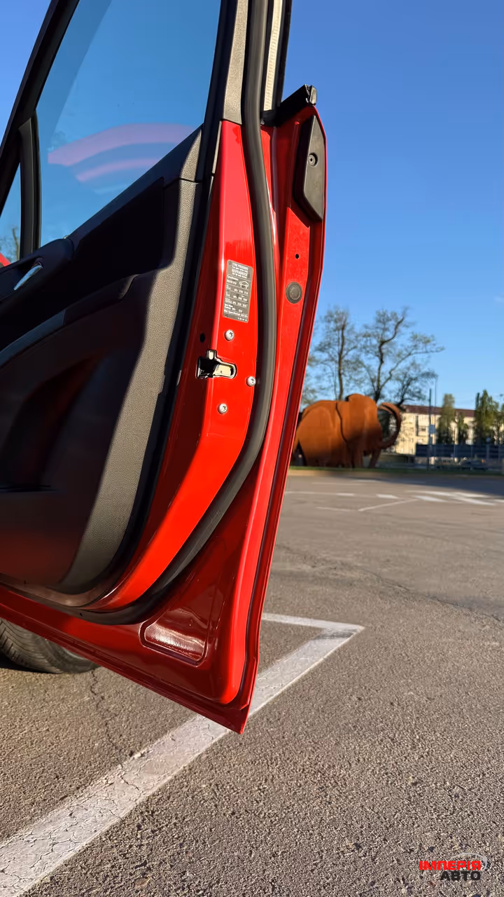 Opel Meriva - фото 12