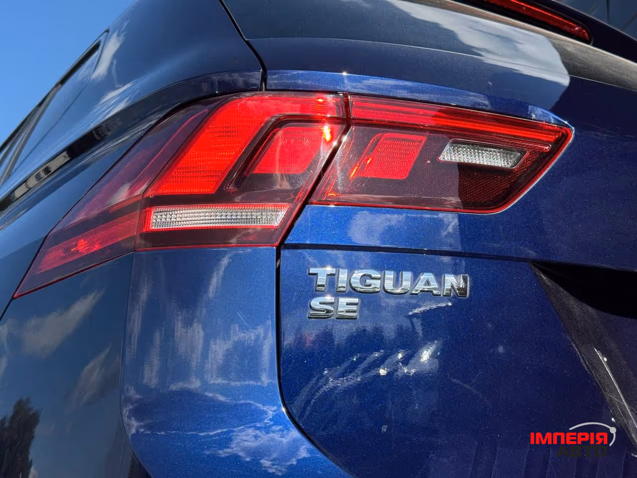 Volkswagen Tiguan - фото 9