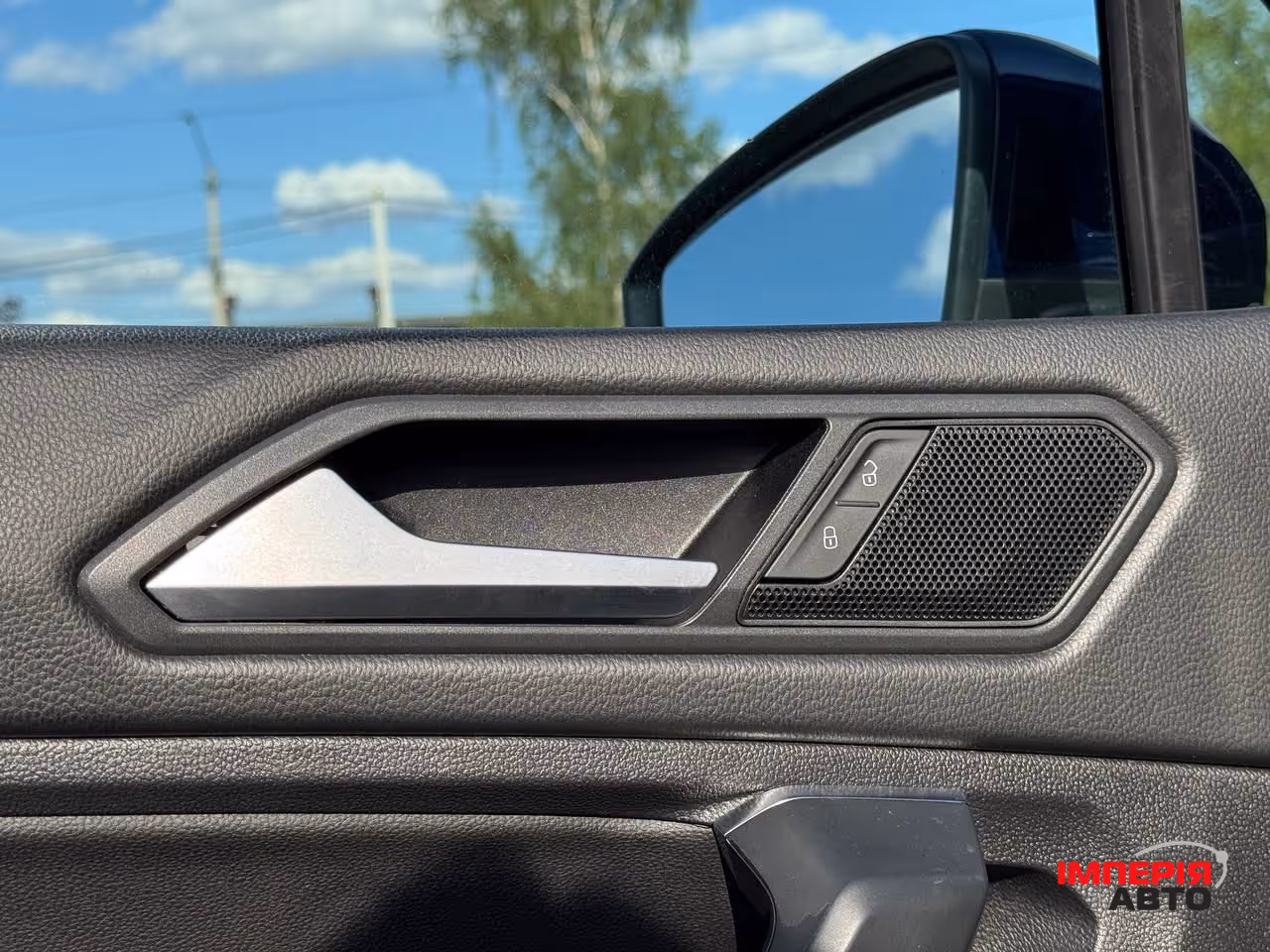 Volkswagen Tiguan - фото 25