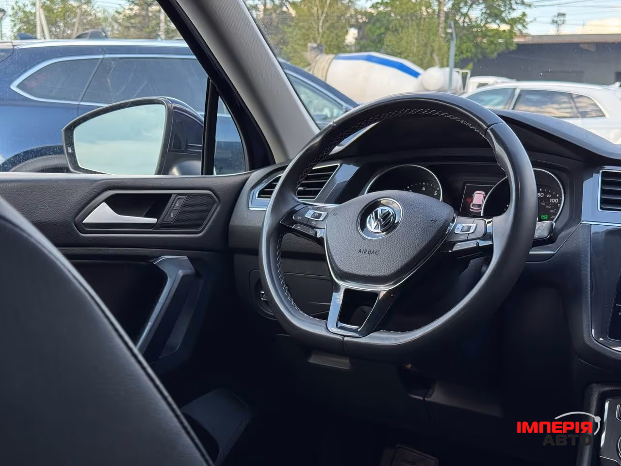 Volkswagen Tiguan - фото 58