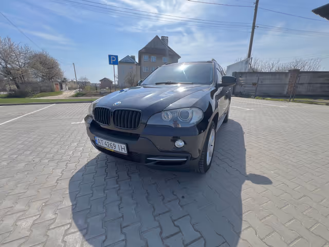 BMW X5 - фото 2